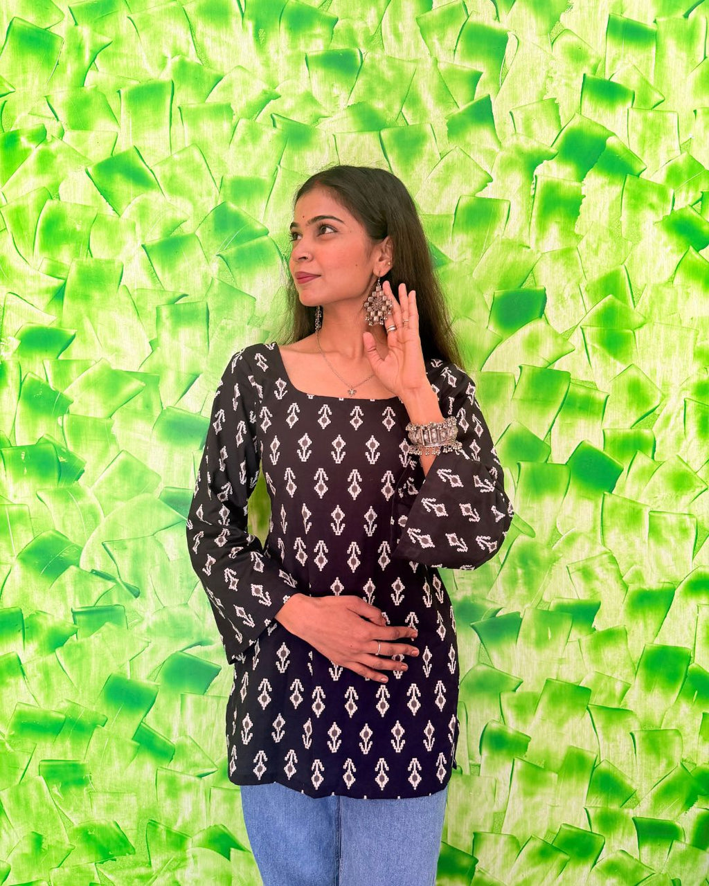 Black Printed Straight Kurti for Women | Cotton Ethnic Daily Wear Kurti