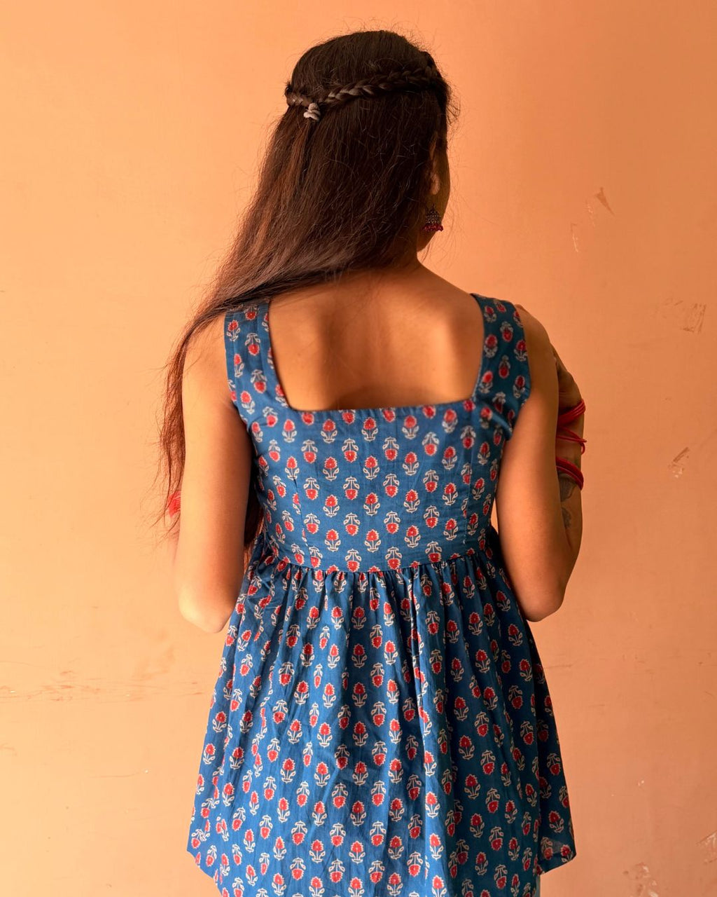 Teal Blue Floral Printed Sleeveless Kurti for Women | Cotton Ethnic Casual Wear